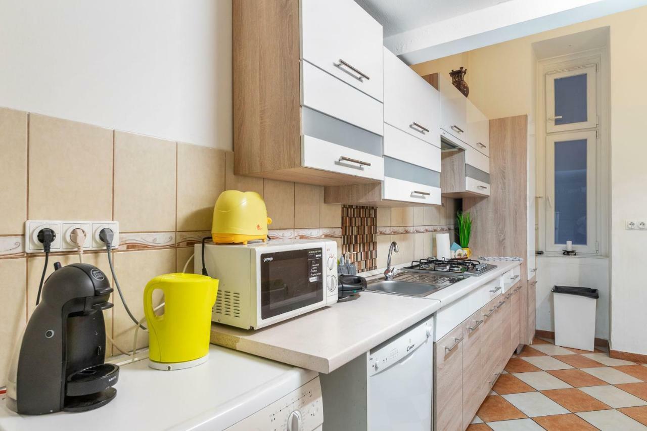 Izabella Home Budapešť Exteriér fotografie