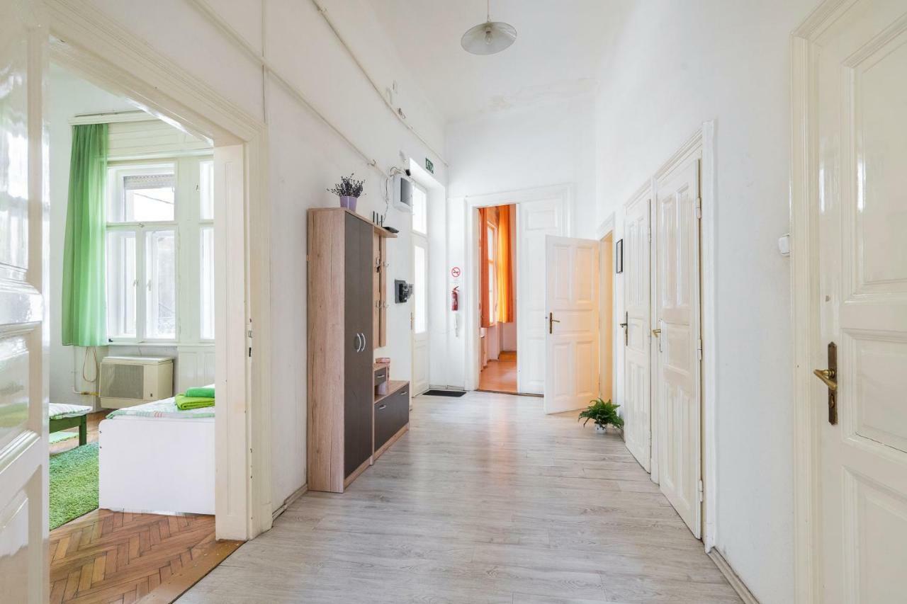 Izabella Home Budapešť Exteriér fotografie