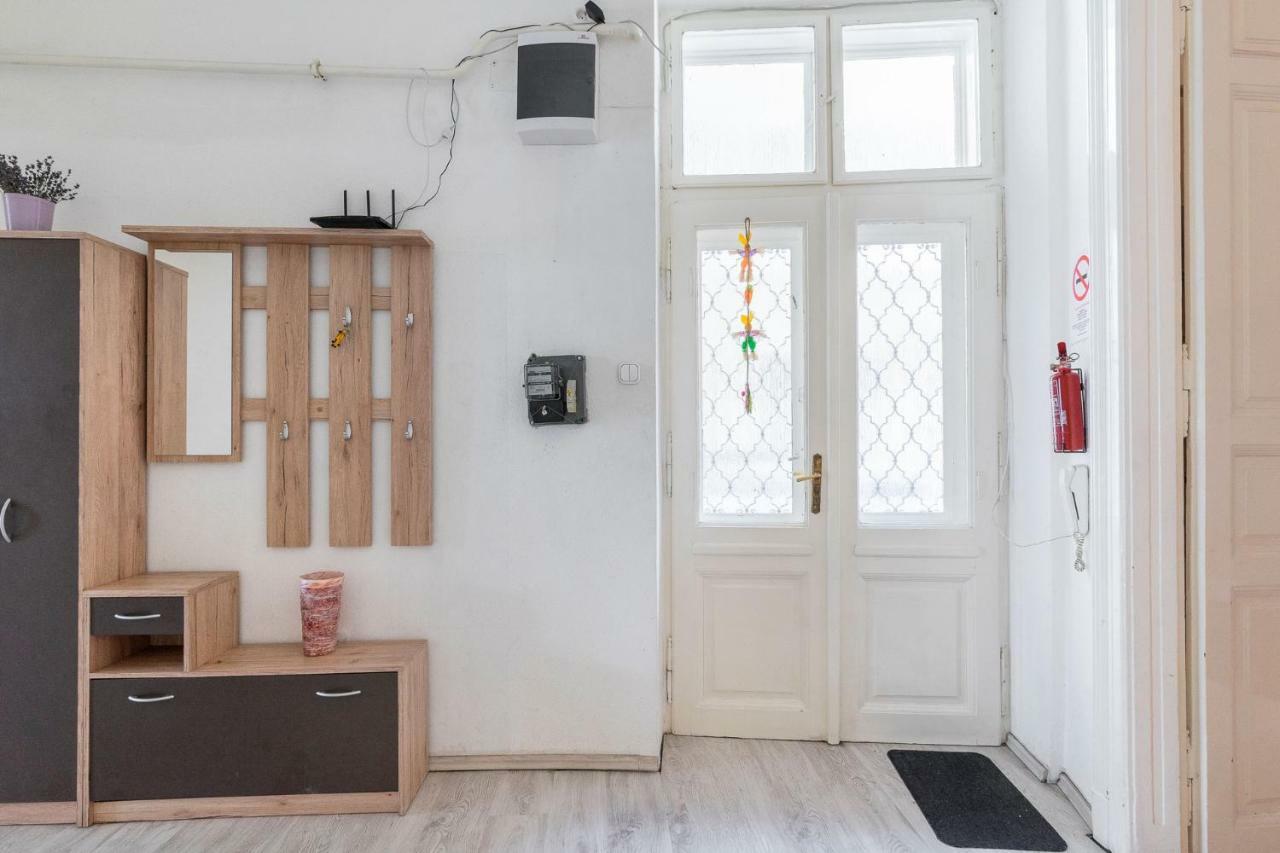 Izabella Home Budapešť Exteriér fotografie